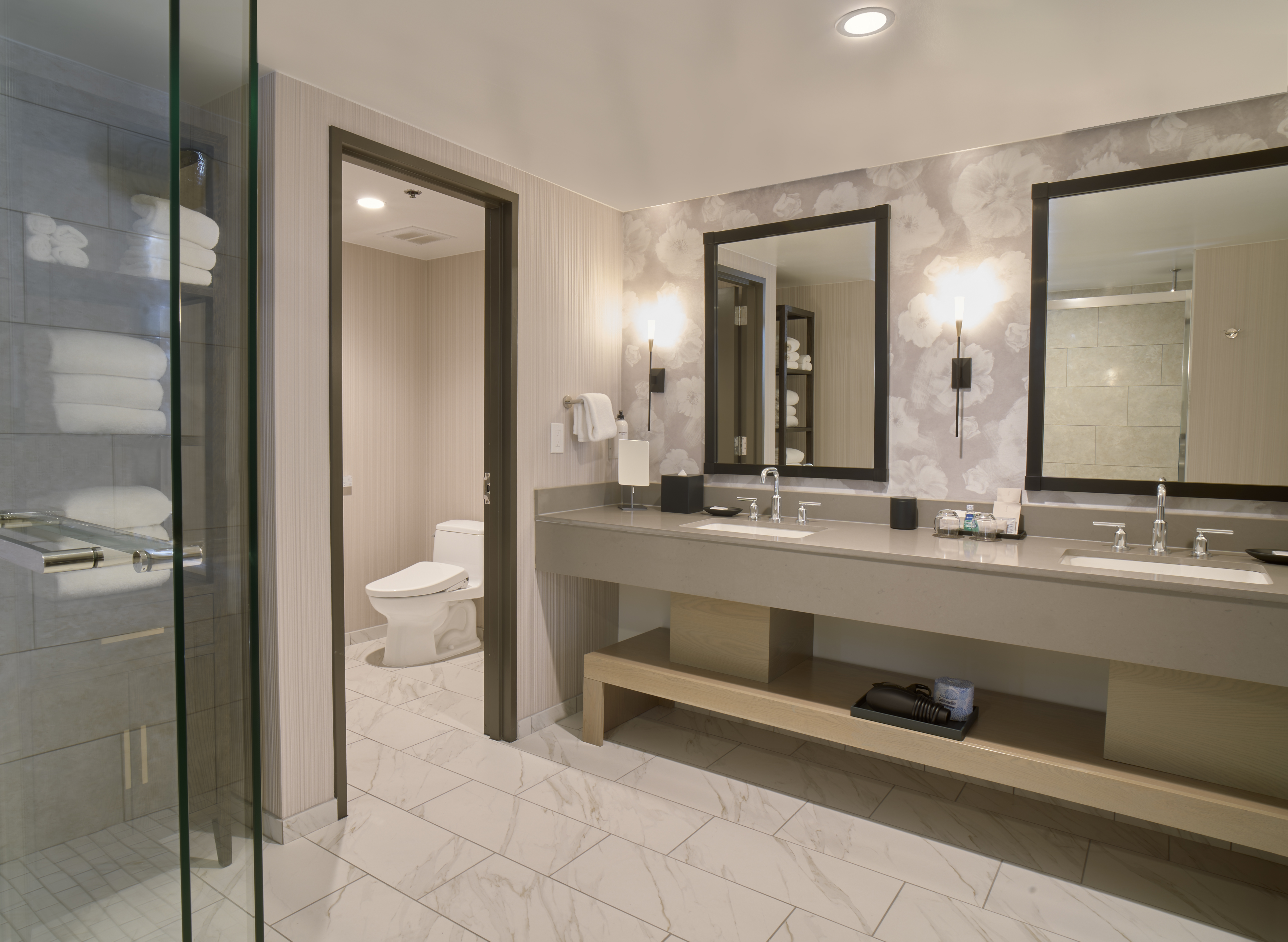 TOTO-ATLGH-Governors-Full-Master-Bath
